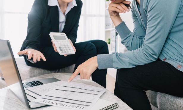 Insurance Appraisers working together to resolve claims